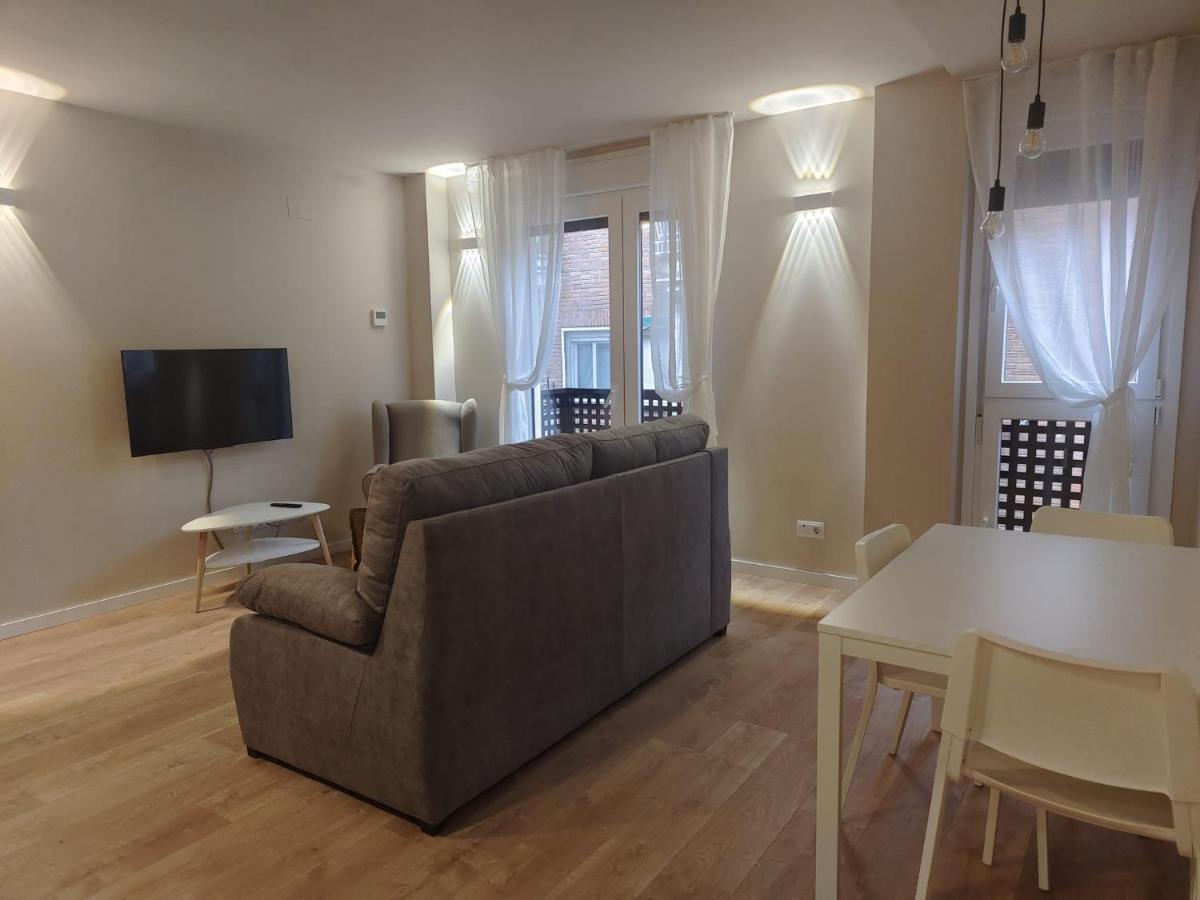 Apartamentos Picasso Alcalá de Henares Eksteriør bilde