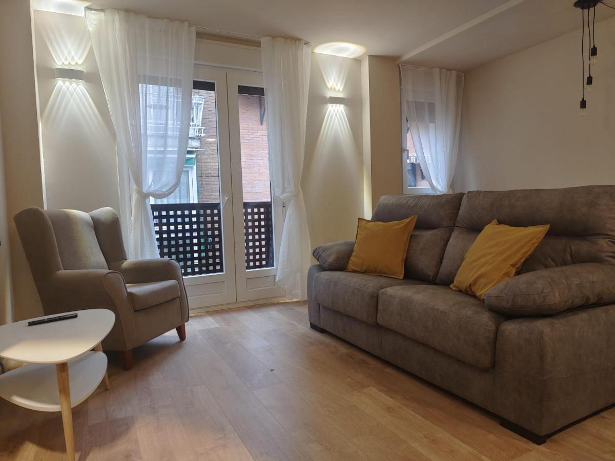Apartamentos Picasso Alcalá de Henares Eksteriør bilde