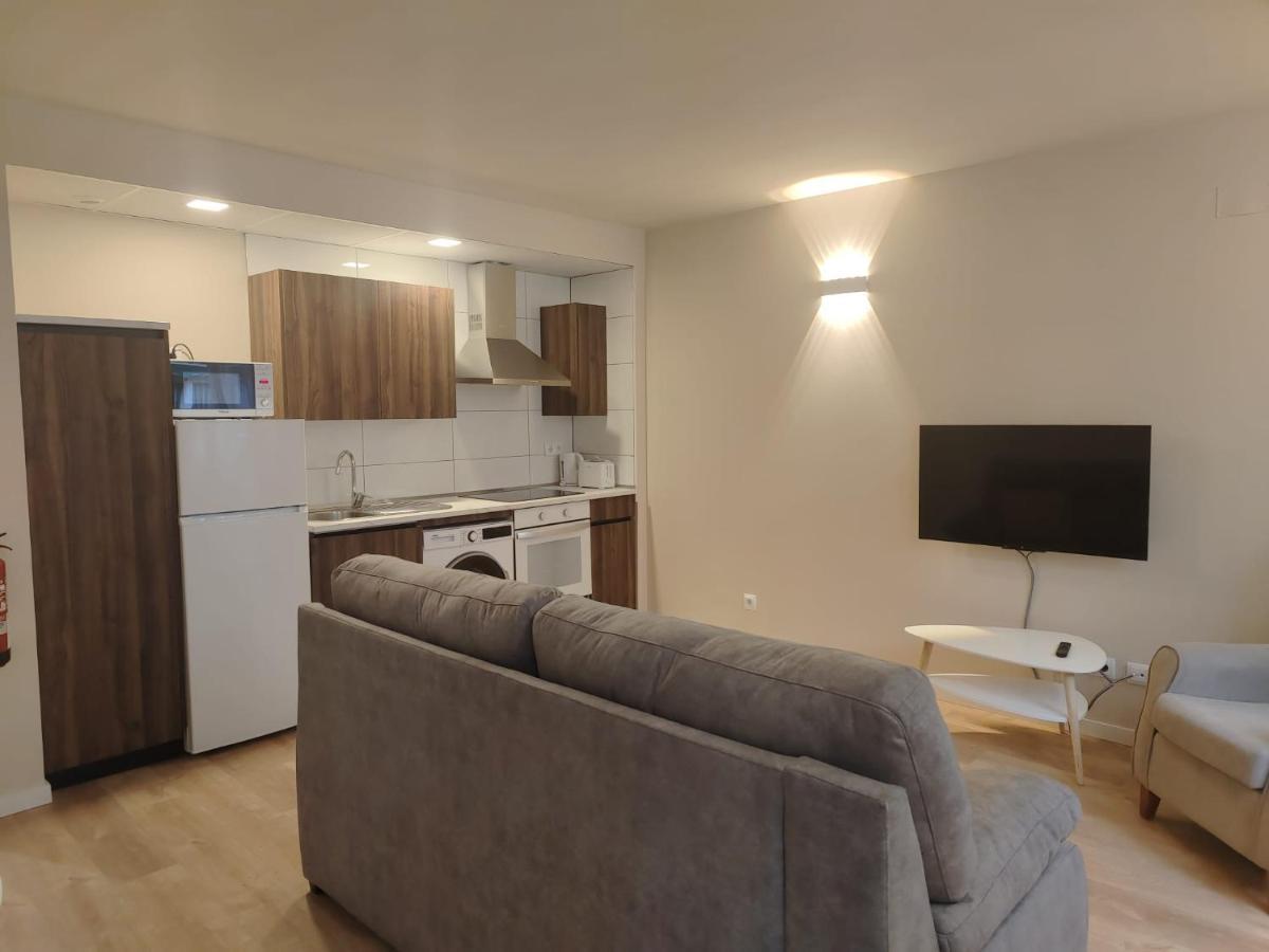 Apartamentos Picasso Alcalá de Henares Eksteriør bilde