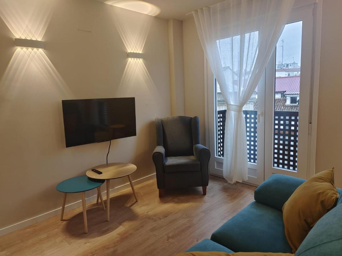Apartamentos Picasso Alcalá de Henares Eksteriør bilde